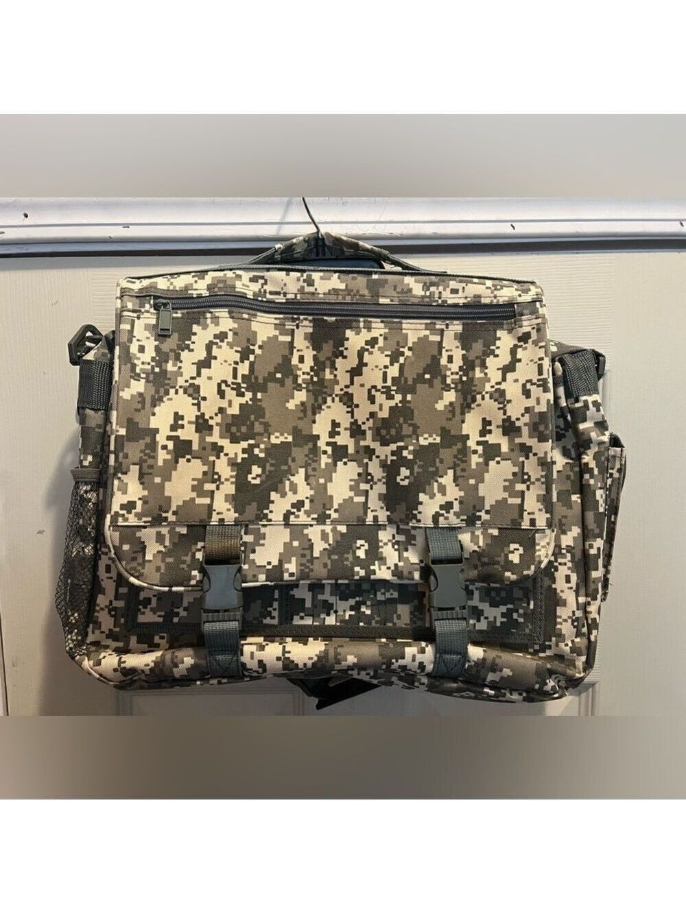 Camouflage Laptop Carrying Bag with Muti Pockets